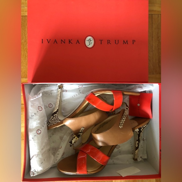 SLINKY CORAL & SNAKESKIN STILETTOS - Picture 8 of 8